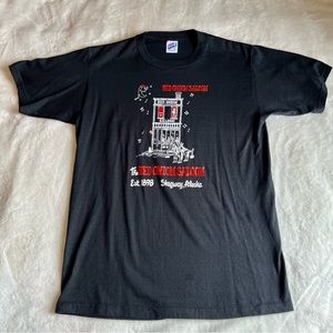 Red Onion Saloon tee, color black, size large